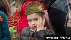 Дети 9 мая в Севастополе, архивное фото