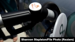 Jedna od prvih pumpi za vodonik otvorena je jula 2009. na Aerodromu JFK u Njujorku