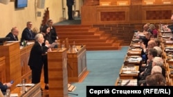 მუსტაფა ჯემილევი ჩეხეთის სენატში სიტყვით გამოსვლისას, 2024 წ. 18 დეკემბერი