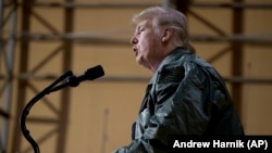 له افغانستانه د سرتېرو ایستلو خبر پر سر پر ټرمپ نیوکې شوې وې