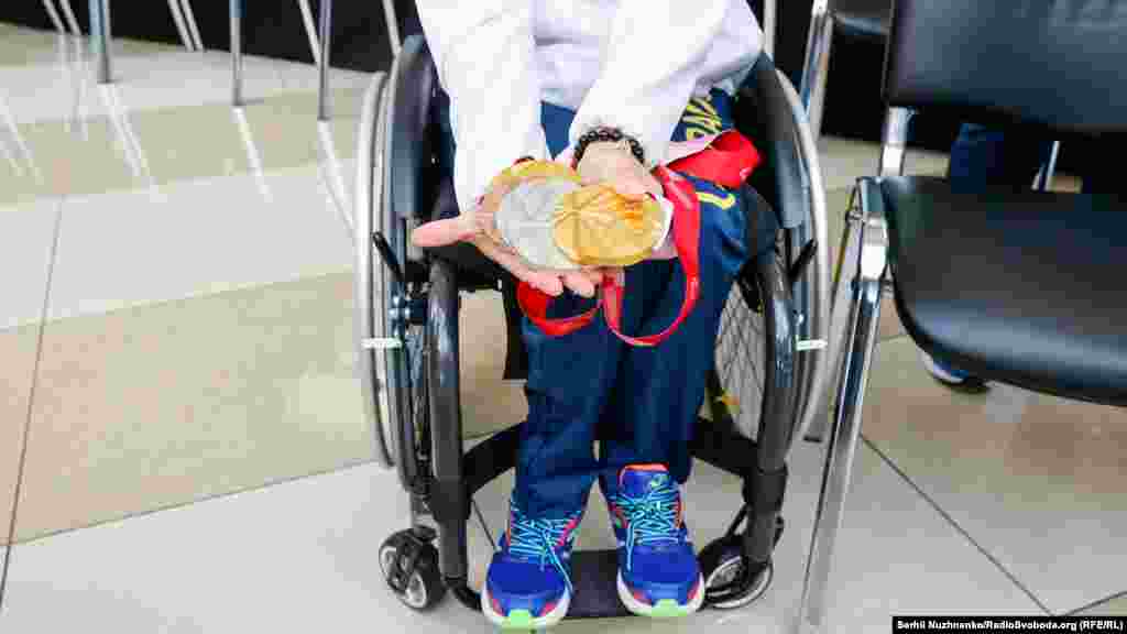 У другий день ігор Мерешко виборола «срібло» на дистанції 200 метрів комплексним плаванням