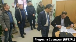 Обыск в псковском офисе партии "Яблоко"