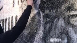 Čiste mural Ratka Mladića i kriju sopstveni identitet Čiste mural Ratka Mladića i kriju sopstveni identitet