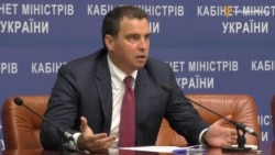 Абромавичус сподівається, що Порошенко ветує закон про валютні кредити Абромавичус сподівається, що Порошенко ветує закон про валютні кредити