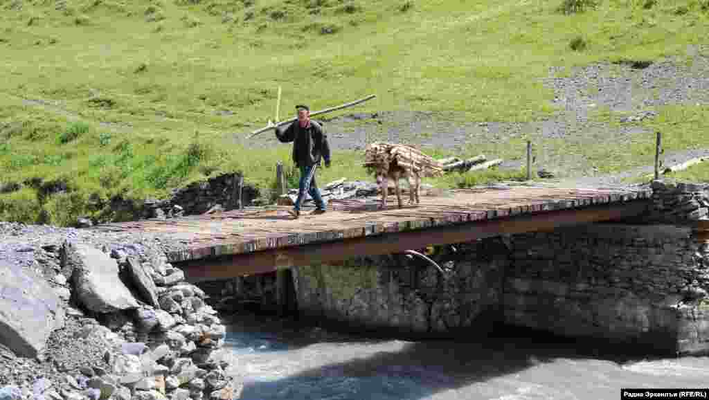 ЛъаратIа мухъалъул Гъерел росулъа херав рохьоса вуссунев вуго