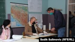 Glasanje na lokalnim izborima u Srebrenici