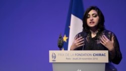 د ګلالۍ اسماعیل پلار پر هوايي ډګر د خپلې لور ګرفتاري په خپلو سترګو ولیدله د ګلالۍ اسماعیل پلار پر هوايي ډګر د خپلې لور ګرفتاري په خپلو سترګو ولیدله