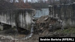 Posledice eksplozije na kanalu Ibar-Lepenac u opštini Zubin Potok na severu Kosova, 29. novembra 2024.