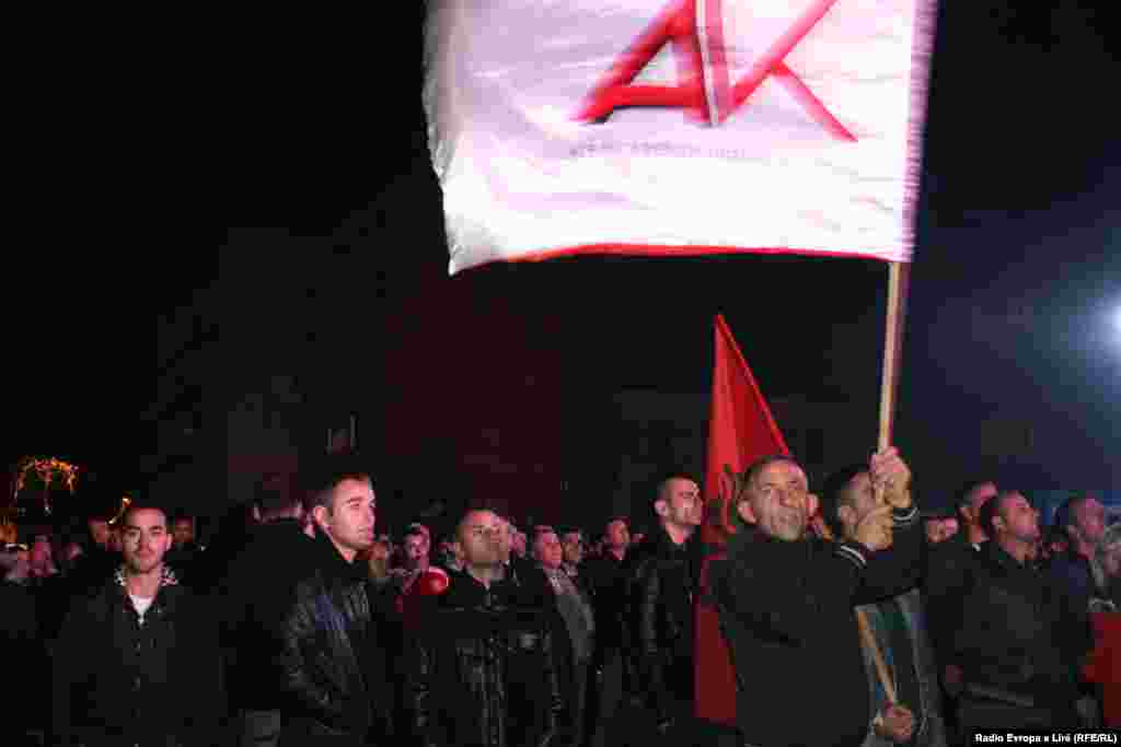 Albanci slave oslobađanje Haradinaja