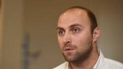 Imate sela BB u kojima veliki broj ljudi ima potpuno ista imena i prezimena: Vuk Maraš