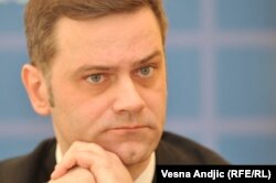 Pad Srbije u području demokratije, slobode i ljudskih prava uopšte nije neočekivan, smatra Borko Stefanović