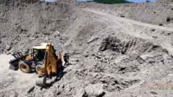 Ruže za Albance ekshumirane u Srbiji Ruže za Albance ekshumirane u Srbiji