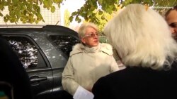 На виборах у Полтаві під дільницями ловили «сотників» На виборах у Полтаві під дільницями ловили «сотників»