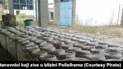 Otpad u krugu tvornice Poliolhem, Tuzla, 2016.