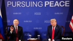 Președinții SUA și Rusiei înainte de începerea oficială a summitului.