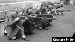 Учения женской бригады