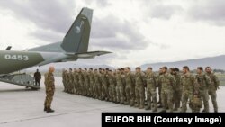 Pripadnicima češkog kontingenta EUFOR-a na aerodromu u Sarajevu, 12. mart 2025.