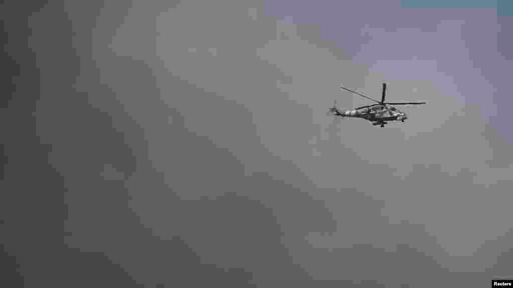 Український МІ-24 над Слов'янськом