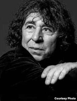 Фрэнсис Лэй