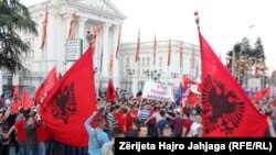 Albanska etnička zajednica je druga po veličini u Makedoniji (...). Naš primarni državni interes je da obezbedimo unutrašnje jedinstvo bez kog naša država ne bi mogla da opstane: Maleski