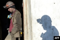 Шахтер угольной шахты "Холодная Балка" после работы. Макеевка, 20 ноября 2014 года