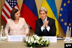 ვიქტორია ნულანდი და ჯონ კერი, 2014 წ.