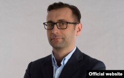 Адам Бальцер