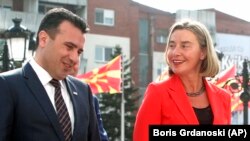 Pohvale Brisela za Skoplje (makedonski premijer Zoran Zaev i šefica diplomatije EU Federika Mogerini)