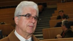 Ne postoje ni ekonomski, ni socijalni ni drugi razlozi da se sada pokreće pitanje PDV-a: Anto Domazet