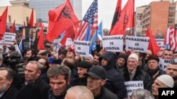 Protesti podrške Haradinaju u Prištini