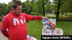 'Treba imati u vidu šta je donelo to vreme: od ratom opustošene zemlje stvorena je moderna Jugoslavija prepoznatljiva na svetskoj sceni. Ne bih rekao da su socijalizam i vera u njega bili iluzija.' (Foto: Obeležavanje godišnjice Titove smrti, Beograd, 2017)