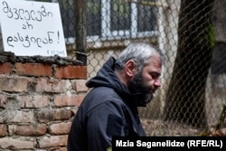 2018 წლის 10 სექტემბერს, ზაზა სარალიძემ და მისმა თანამებრძოლმა მალხაზ მაჩალიკაშვილმა პარლამენტის წინ ეფექტური გამოძიების მოთხოვნით შიმშილობა დაიწყეს. ჯანმრთელობის მდგომარეობის გაუარესების გამო, ზაზა სარალიძე რამდენჯერმე გადაიყვანეს საავადმყოფოში.