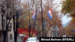 Mislim da sama riječ "treći entitet" iritira partnere u vlasti i stvara nezdravu klimu: kardinal Vinko Puljić (na slici: zastava tzv. Hrvatske Republike Herceg Bosne na ulicama Mostara, 2016.)