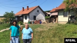 Mejra Kikić and Esma Kasumović