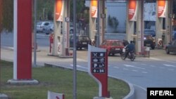 Gorivo je jeftinije u regionu nego u Srbiji: Atanacković