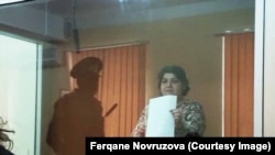 Novinarka Ismailova na sudu u Bakuu