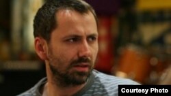 Oliver Frljić je pokazao da se narodna pozorišta ne moraju voditi na sklerotičan način: Ivan Medenica