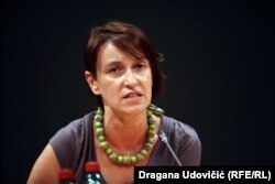 Nidžara Ahmetašević: Mene je stid pričati o tome u kakvim uslovima žive migranti i izbjeglice u Bosni i Hercegovini