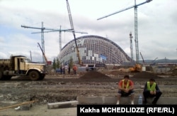 პარლამენტის მშენებლობა, 2012 წლის მაისი