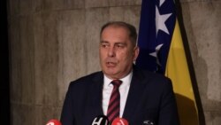 Dragan Mektić novinarima je kazao da su nigerijski studenti, koje je hrvatska policija prebacila u BiH, imali uredne vize za tu zemlju