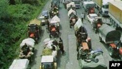 Srbi koji žive izvan Srbije u regionu nikada ne bi trebalo da zaborave kako je zvanični Beograd devedesetih godina okretao glavu od egzodusa Srba (na fotografiji) iz Hrvatske za koji je snosio ogromnu odgovornost