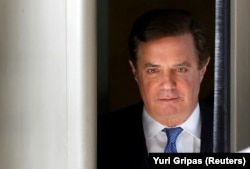 Manafort je, između ostalog, optužen za saradnju sa proruskim političarima u Ukrajini, uključujući Janukoviča