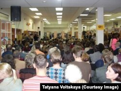 Послухати Андрія Макаревича прийшла велика кількість людей