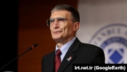 Азиз Санджар 