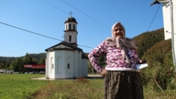 Fata Orlović se od 2000. godine bori da se crkva izmjesti iz njenog dvorišta