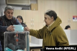 Koliki je višak imena u jedinstvenom biračkom spisku niko se ne usuđuje da kaže