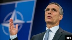 Ishod referenduma neće ni na koji način promeniti poziciju Italije u NATO: Jens Stoltenbergatlantskom savezu.