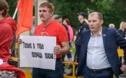 Сергей Андруневич (слева)