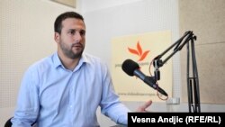 Nikola Kovačević u beogradskom studiju RSE
