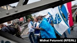 Ratni vojni veterani u Bosni i Hercegovini protestuju kod Parlamenta Federacije BiH, septembar 2018. 